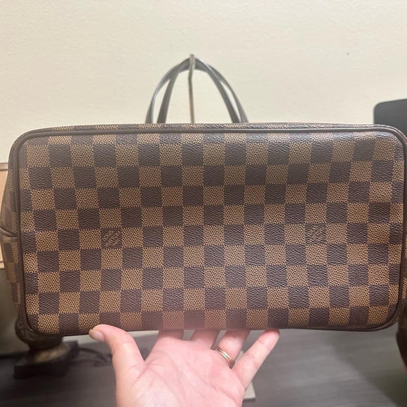 Authentic Louis Vuitton Westminster GM Damier Ebene Tote - Picture 5 of 10